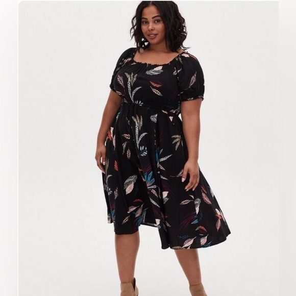 Torrid Midi Challis Puff Sleeve Dress size 00x - Picture 1 of 10